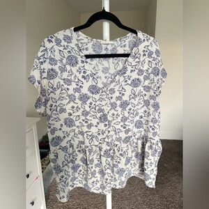 Bobeau Blue and White Floral Babydoll Blouse